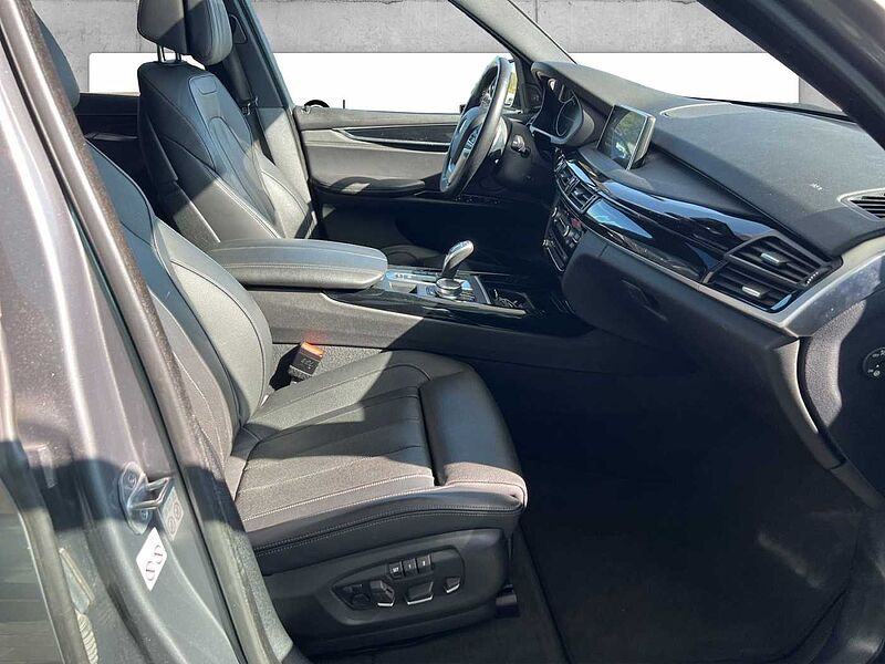 BMW X5 xDrive50i LED HUD AHK PANO HARMAN KARDON 360°