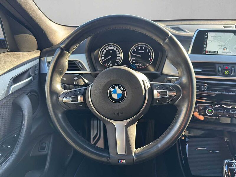 BMW X2 sDrive18i M SPORT LED PDC NAVI SHZ KOMFORTZUG