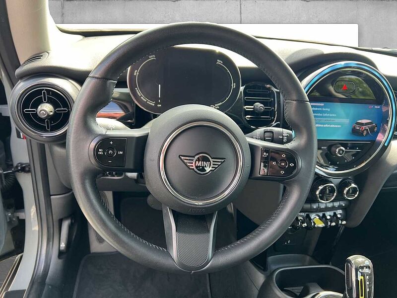 MINI COOPER SE HATCH LED TEMPOMAT NAVI SHZ