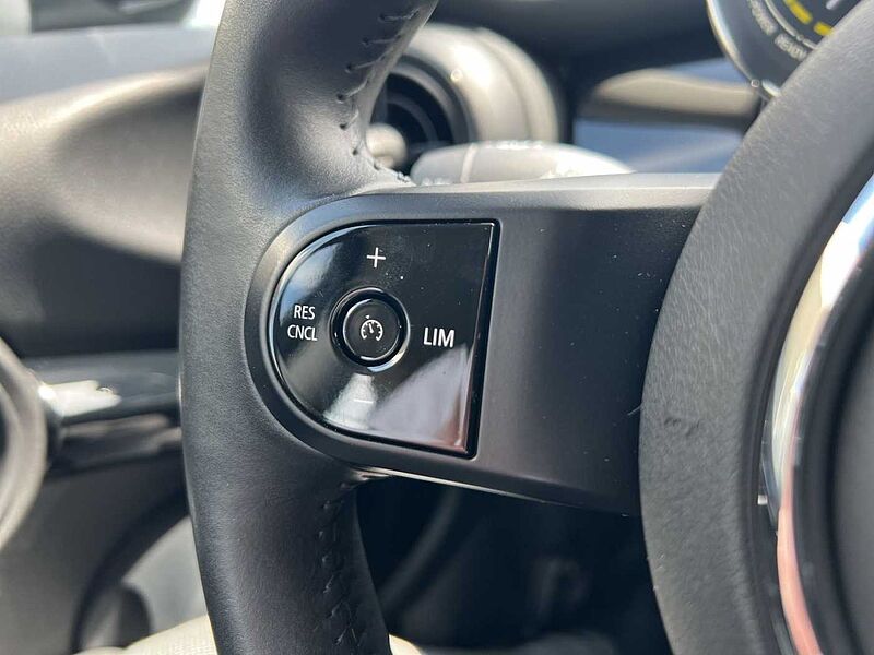 MINI COOPER SE HATCH LED TEMPOMAT NAVI SHZ