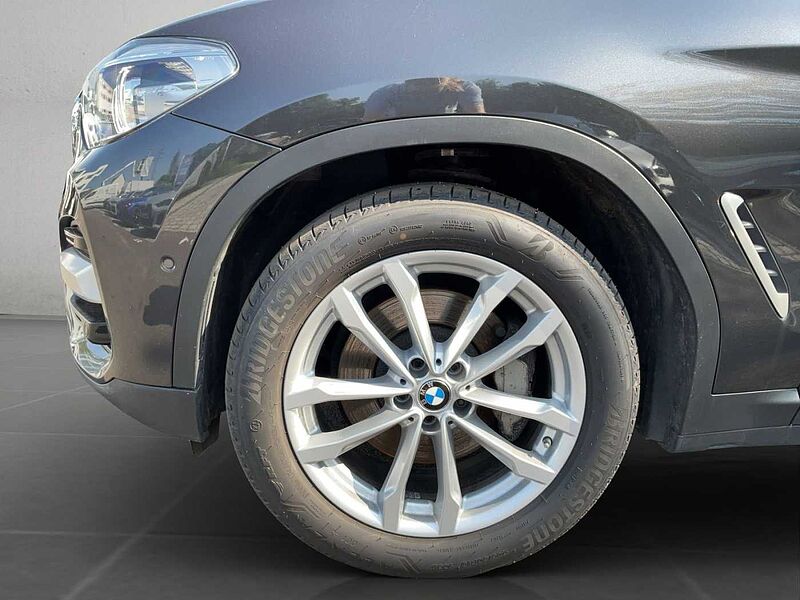 BMW X3 xDrive30d X LINE LED HUD AHK HIFI RÜCKFAHR SH