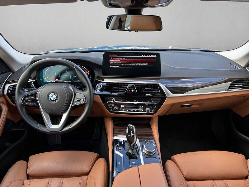 BMW 540 i LIMOUSINE LUXURY LINE LASER HUD HIFI SOFT-C