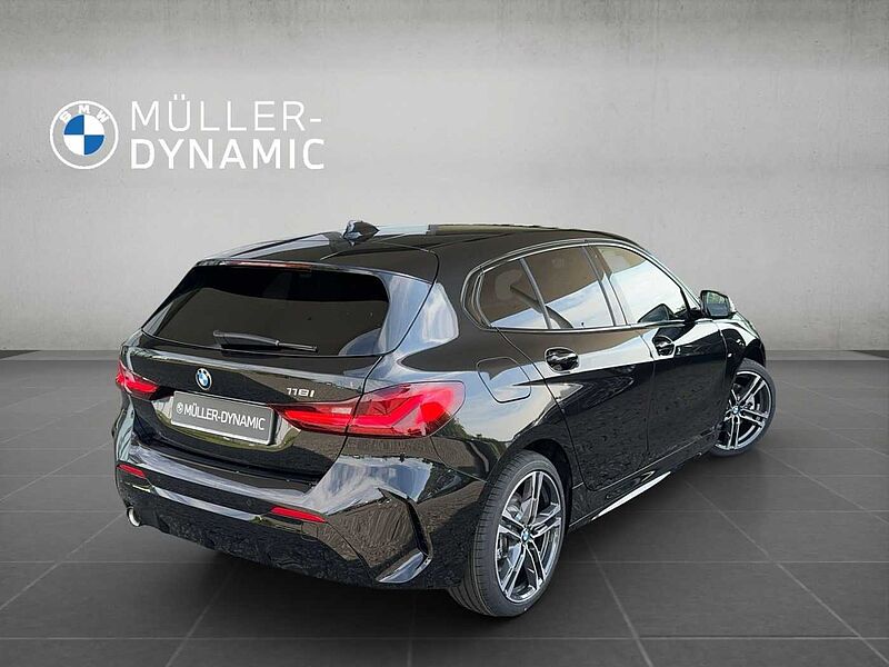 BMW 118 i M Sport LED HIFI HUD PDC SHZ AHK '18'