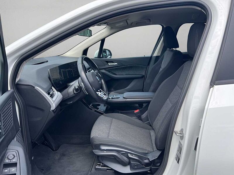 BMW 218 Active Tourer d ACTIVE TOURER AHK RÜCKFAHR DAB SHZ