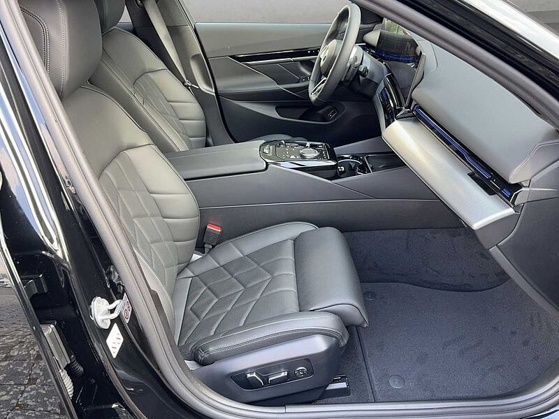 BMW 520 d xDrive TOURING M SPORT LED AHK HIFI KOMFORT