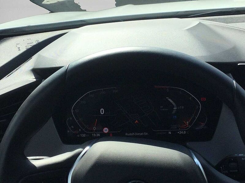 BMW 116 i ADVANATGE LED TEMPOMAT PDC SHZ DAB