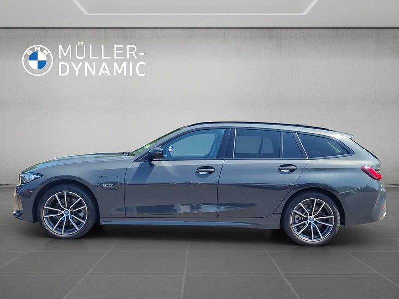BMW 330 e xDrive DRIVING ASSIST KOMFORTZUG TEMPOMAT S