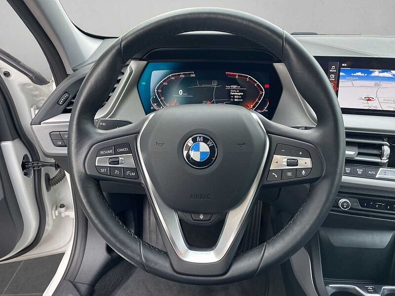 BMW 116 i ADVANTAGE LED VIRT COCK PROF TEMPOMAT PDC S