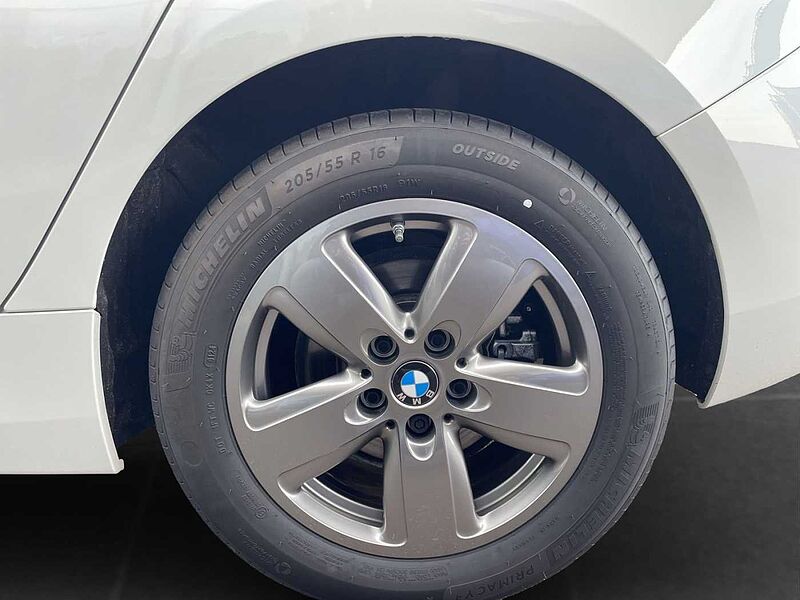 BMW 116 i ADVANTAGE LED VIRT COCK PROF TEMPOMAT PDC S