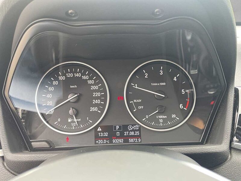 BMW X1 xDrive20d xLINE LED PDC TEMPOMAT