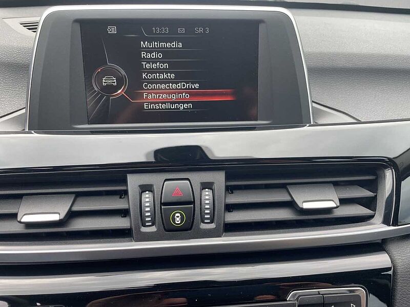 BMW X1 xDrive20d xLINE LED PDC TEMPOMAT
