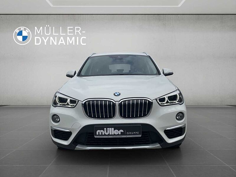 BMW X1 xDrive20d xLINE LED PDC TEMPOMAT