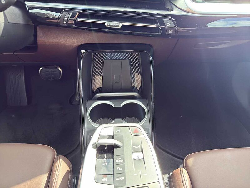 BMW X1 xDrive30e M SPORT LED AHK HARMAN KARDON RÜCKF