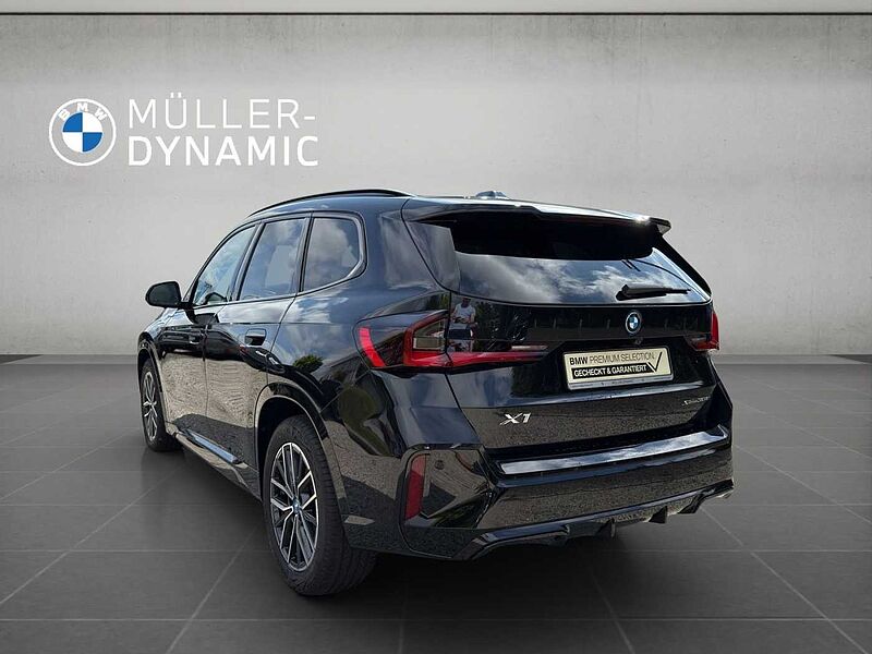 BMW X1 xDrive30e M SPORT LED AHK HARMAN KARDON RÜCKF
