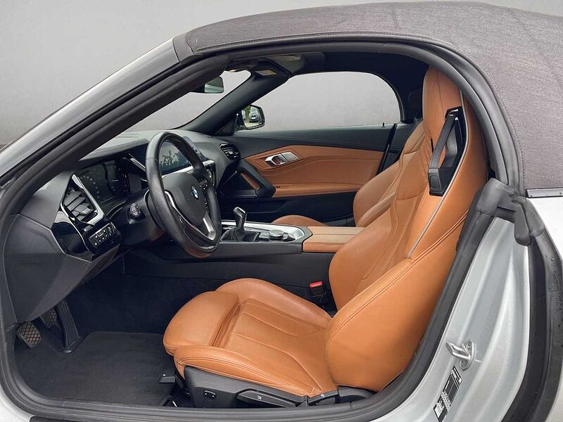 BMW Z4 sDrive20i CABRIO SPORT LINE HIFI PDC TEMPOMAT