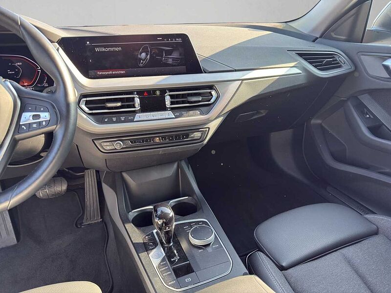 BMW 218 Gran Coupe i Gran Coupé Advantage DAB WLAN Tempomat Shz