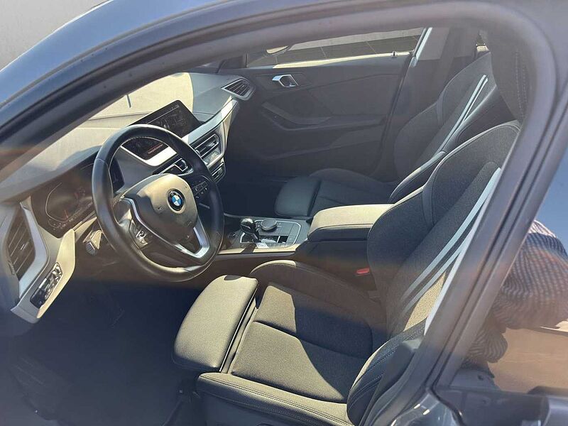 BMW 218 Gran Coupe i Gran Coupé Advantage DAB WLAN Tempomat Shz