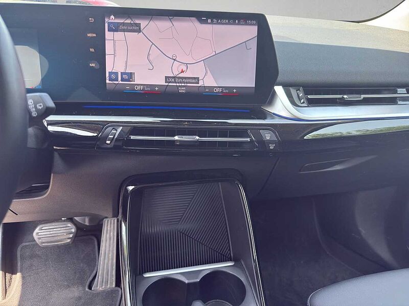 BMW 218 d ACTIVE TOURER PARKING ASSISTENT DAB SHZ