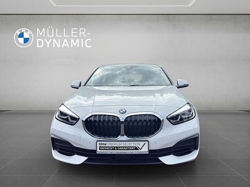 BMW 116 i ADVANTAGE LED TEMPOMAT PDC DAB SHZ