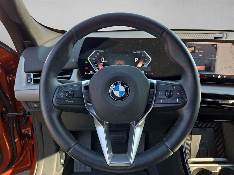 BMW X1 sDrive18i LED AHK RÜCKFAHR KOMFORTZUG SHZ DAB