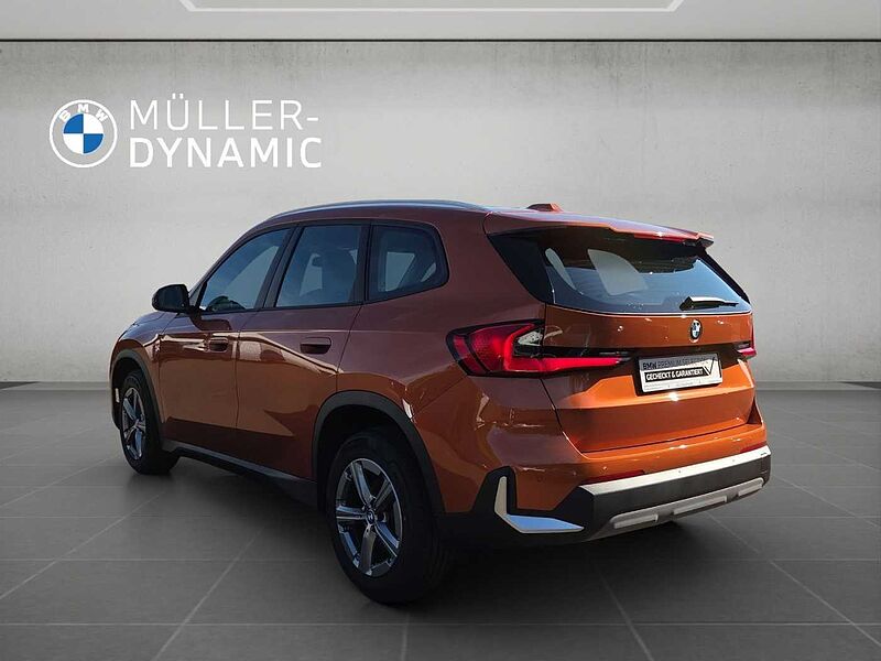 BMW X1 sDrive18i LED AHK RÜCKFAHR KOMFORTZUG SHZ DAB