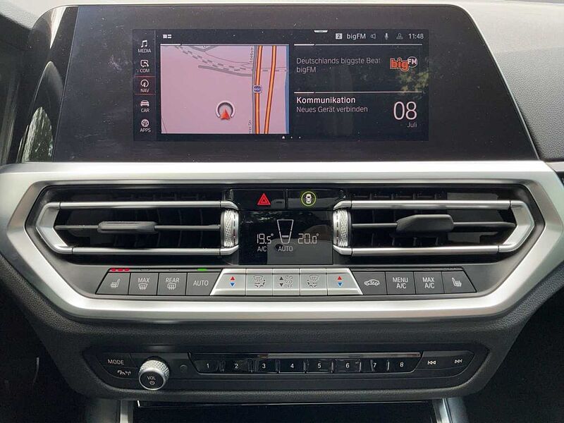 BMW 220 i COUPÈ M SPORT LED HIFI RÜCKFAHR KOMFORTZUG