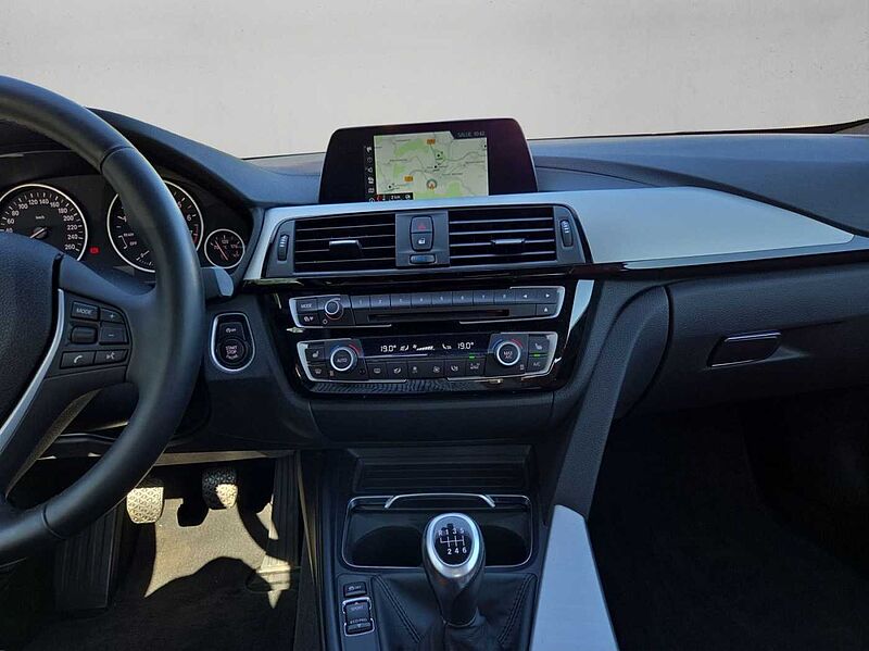 BMW 420 i LUXURY LINE HIFI PDC NAVI TEMPOMAT SHZ