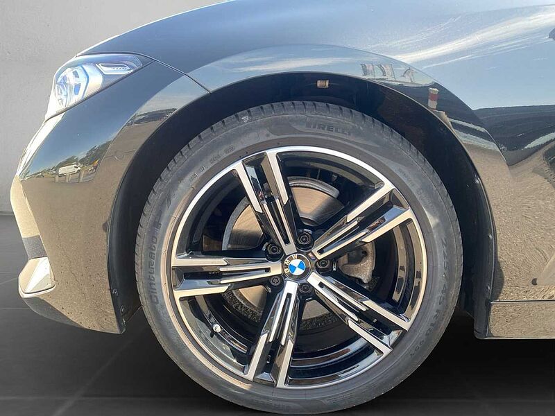BMW 320 d M Sport Head-Up Display DAB LED RFK Schaltw