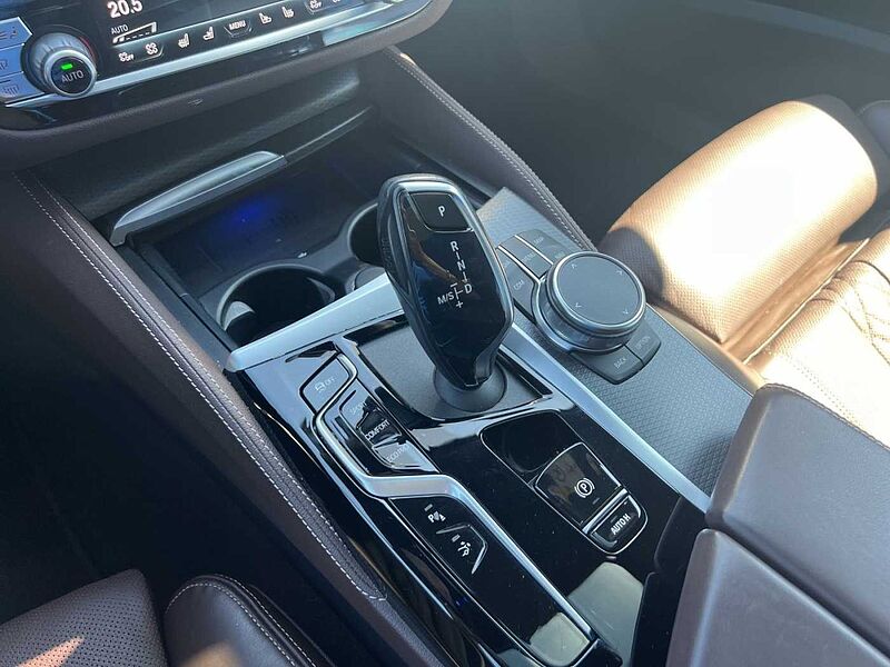 BMW 640 Gran Turismo d xDrive GRAN TURISMO M SPORT PRO LASER HUD P