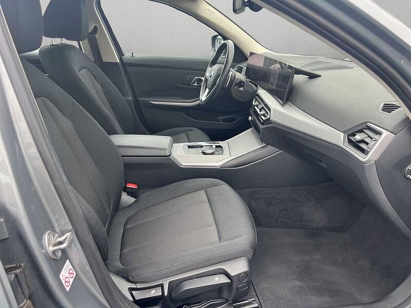 BMW 320 i LIMOUSINE TEMPOMAT SCHIEBEDACH DAB