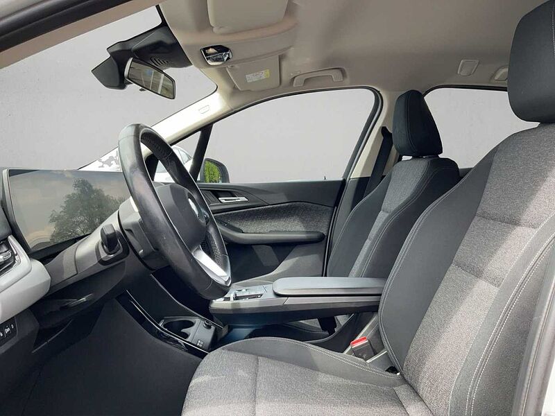 BMW 218 Active Tourer d ACTIVE TOURER AHK RÜCKFAHR DAB SHZ