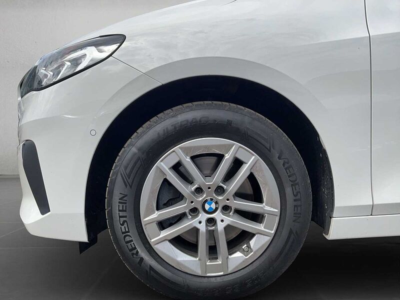 BMW 218 Active Tourer d ACTIVE TOURER AHK RÜCKFAHR DAB SHZ