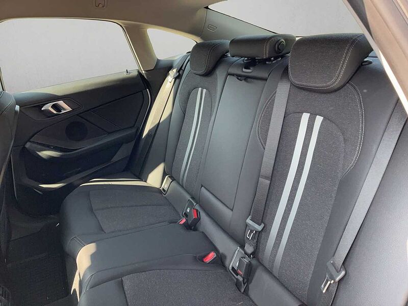 BMW 218 Gran Coupe i GRAN COUPÈ SPORT LINE LED HIFI KOMFORTZUG