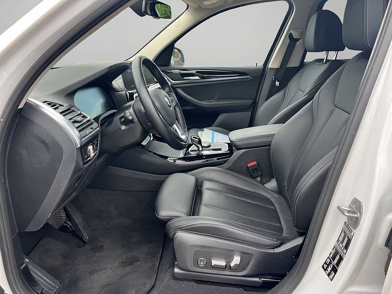 BMW X3 xDrive20d LED AHK RÜCKFAHR KOMFORTZUG SHZ DAB