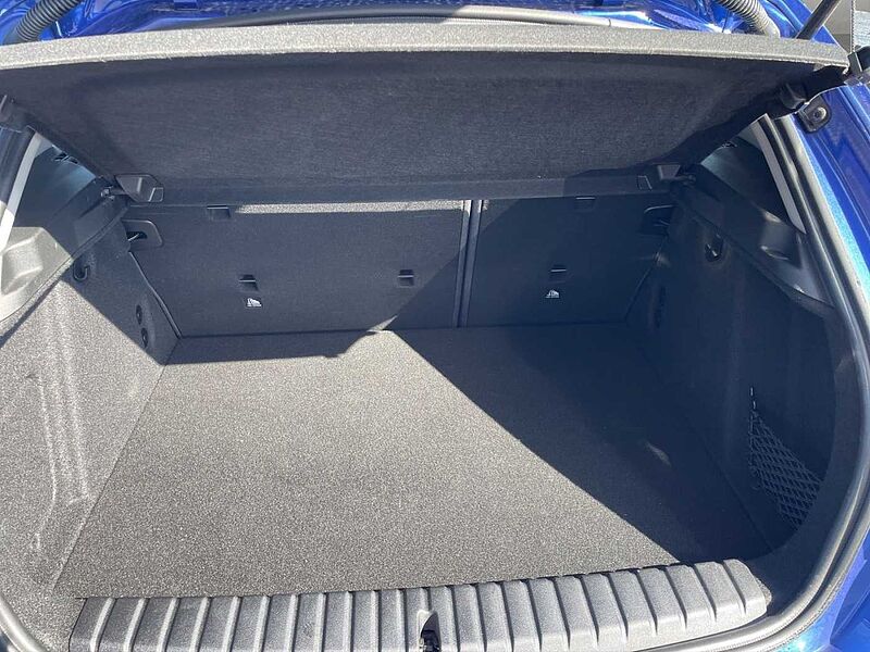 BMW 120 M SPORT DESIGN LED RÜCKFAHR KOMFORTZUG SHZ D