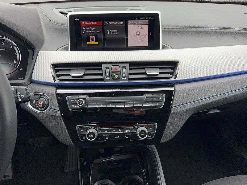 BMW X2 xDrive18d M SPORT LED HIFI HARMAN KARDON PANO