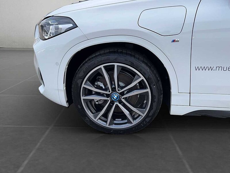 BMW X2 xDrive25e M Sport M Sportpaket Head-Up DAB