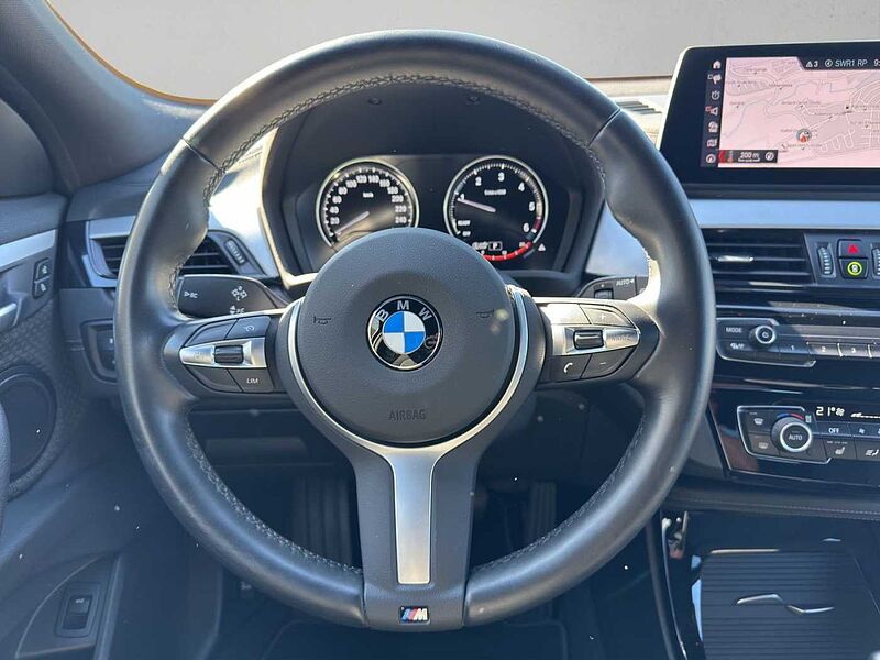 BMW X2 sDrive20d ADVANTAGE LED KOMFORTZUG NAVI+ PDC