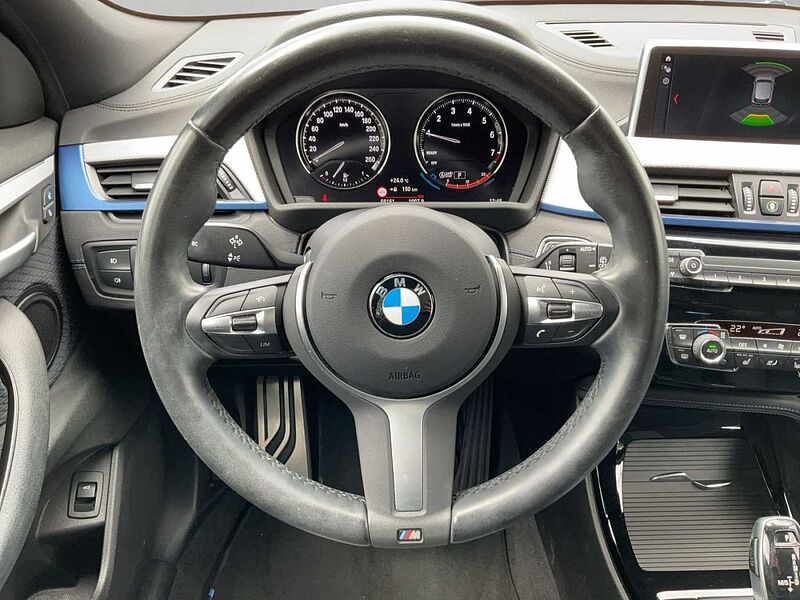 BMW X2 sDrive18i M SPORT LED NAVI TEMPOMAT PDC SHZ