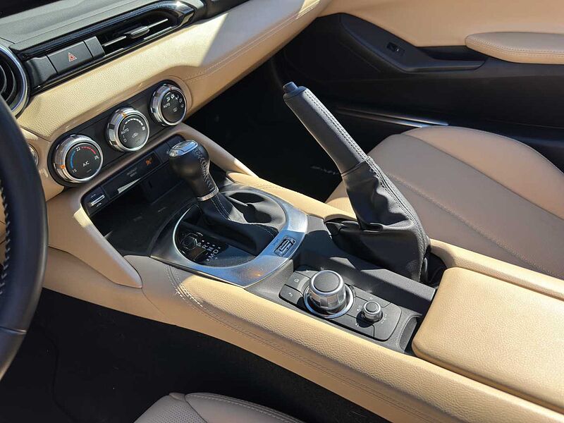 Mazda MX-5 G 184 PS 6AT Kazari