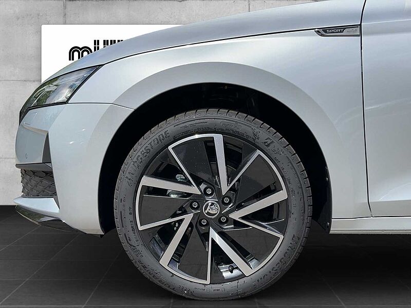 SKODA Octavia Combi 2.0 TDI DSG Sportline