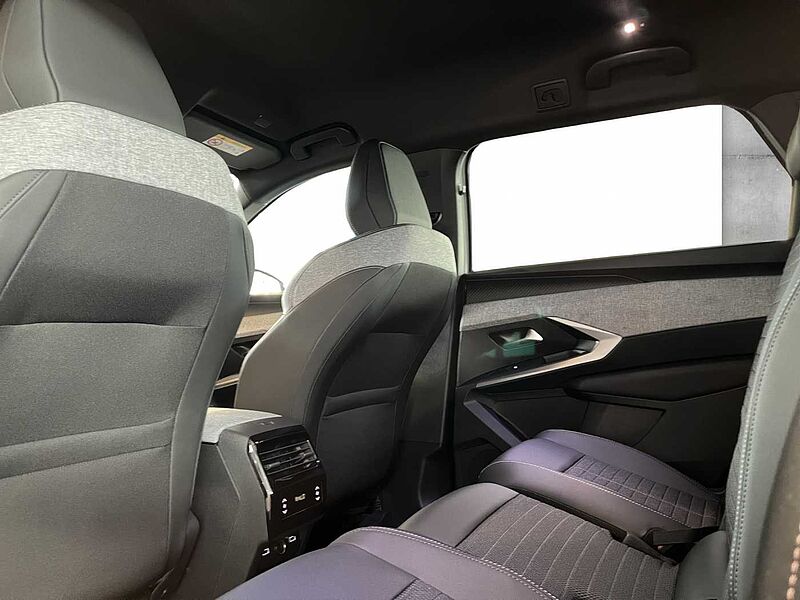 Peugeot 5008 Allure HYBRID 136 e-DSC6