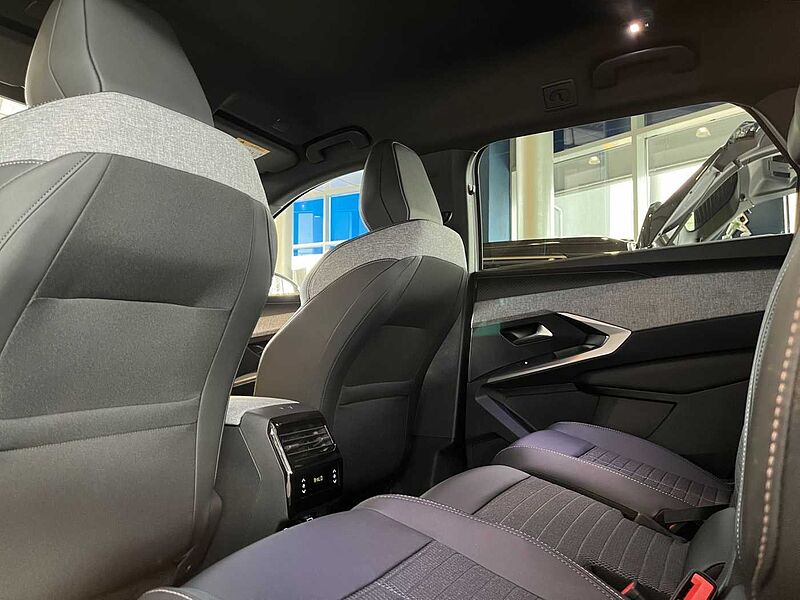 Peugeot 5008 Allure HYBRID 136 e-DSC6