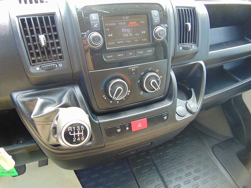 Peugeot Boxer 330 BlueHDi HDi L1H1 Avantage