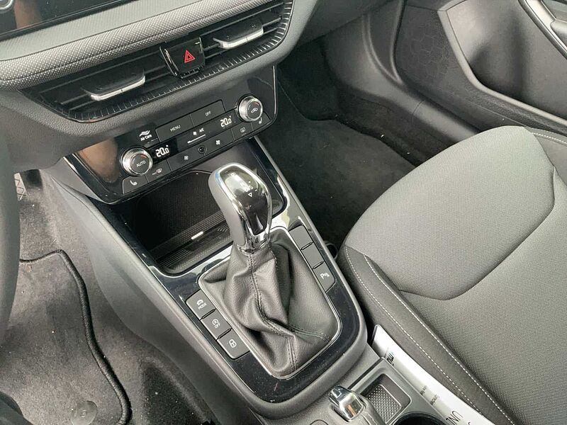 SKODA Fabia IV Drive 1.0 TSI DSG