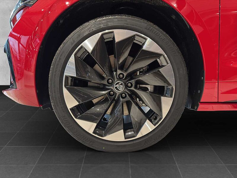 SKODA Enyaq 85x Sportline