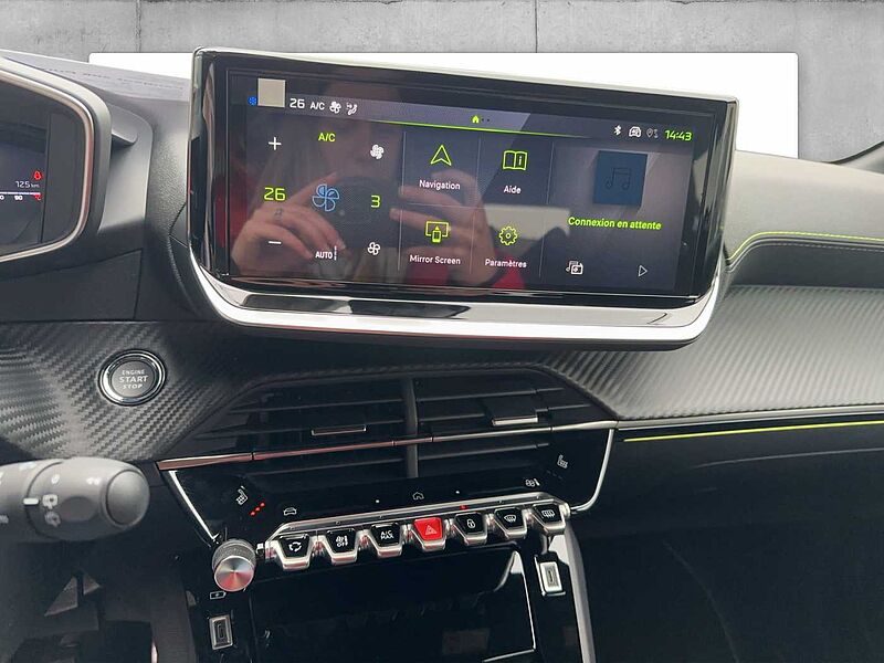 Peugeot 208 PureTech 100