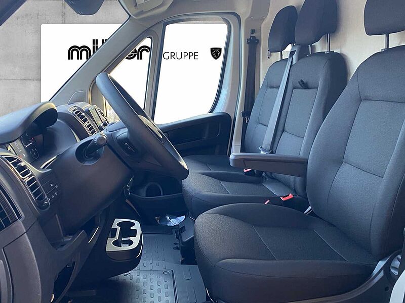 Peugeot Boxer 335 BlueHDi 2.2 140 L2H2