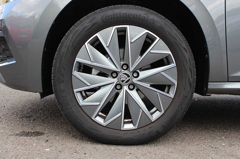 SKODA Kamiq 1.5 TSI DSG Tour