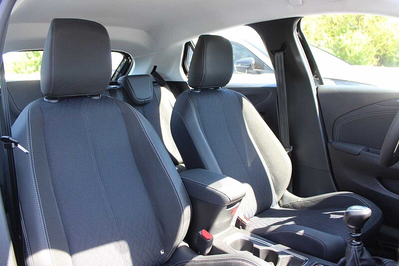 Opel Corsa 1.5 Start/Stop Elegance
